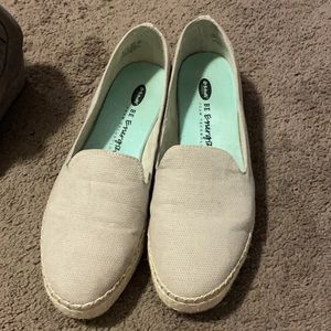 Women’s Dr. Scholl’s slip on shoes